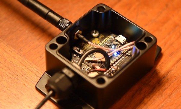 OSBeehives’ BuzzBox powered by a Particle Photon pre-certified radio module - Image Courtesy of OSBeehives