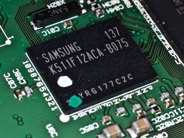 The Samsung NAND Memory IC 